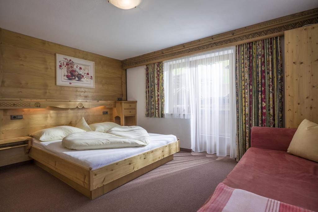 Anja'S Schoenblick - Bed & Breakfast 盖洛斯 外观 照片
